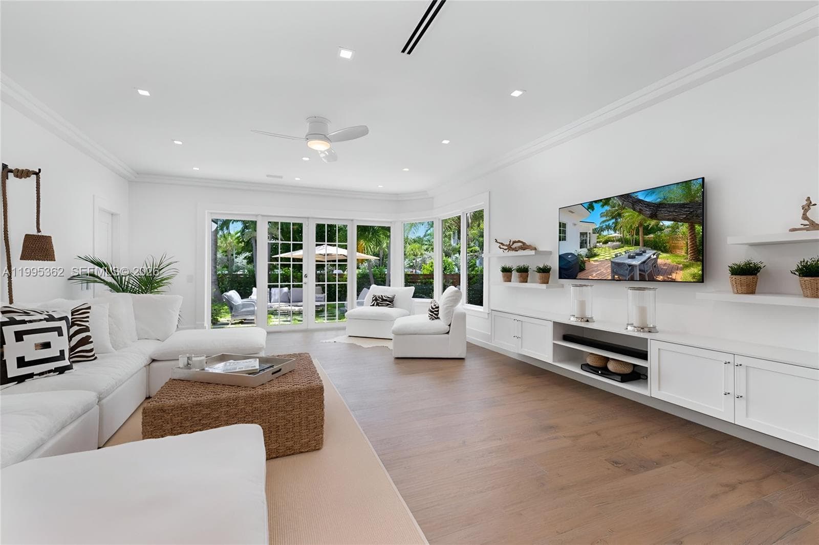 2575 Pine Tree Dr, Miami Beach FL 33140 — 3