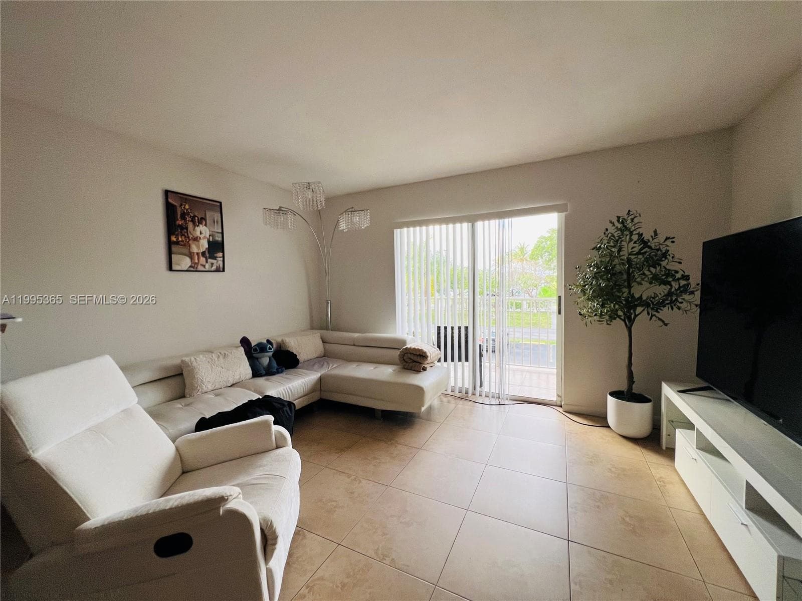 8200 SW 210th St # 113, Cutler Bay FL 33189 — 1