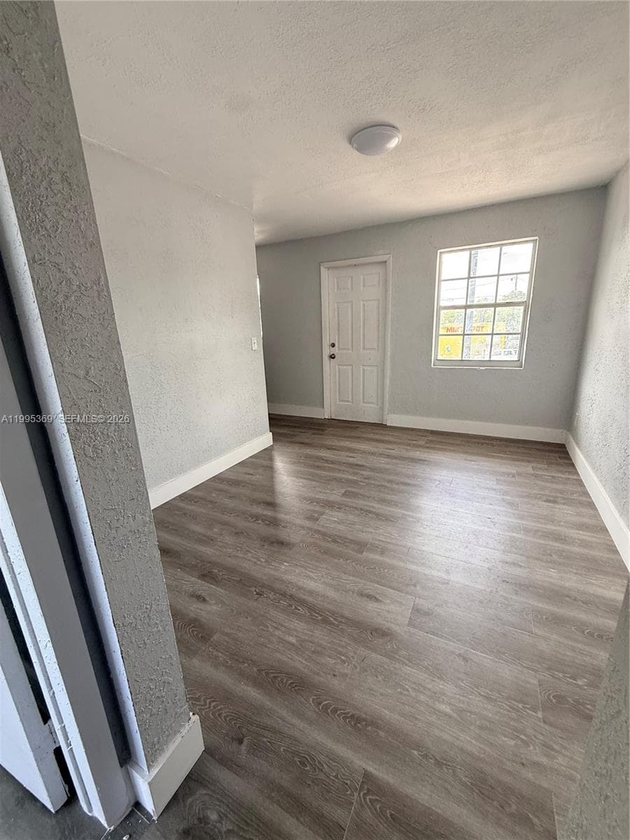7001 NW 15th Ave # 18, Miami FL 33147 — 7
