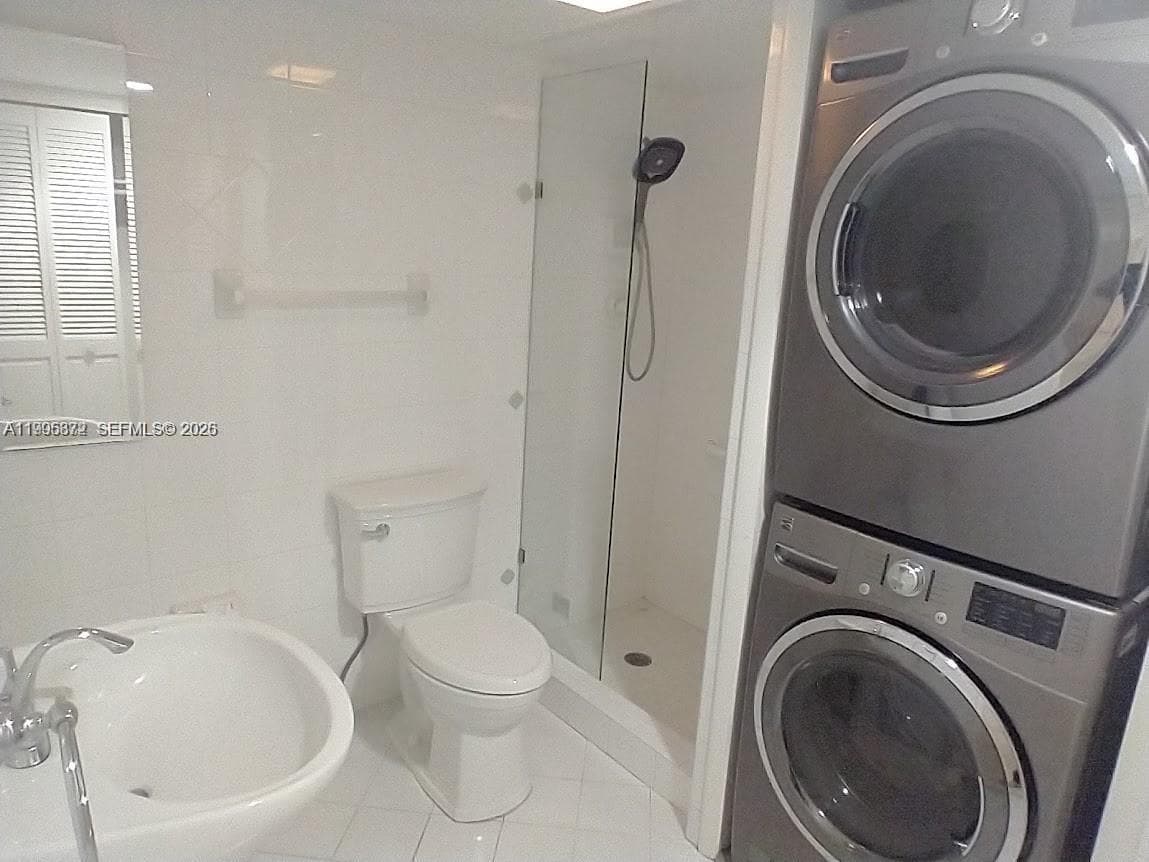6039 Collins Ave # 407, Miami Beach FL 33140 — 11