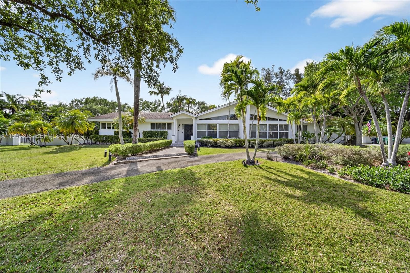 12330 Pine Needle Ln, Pinecrest FL 33156 — 1