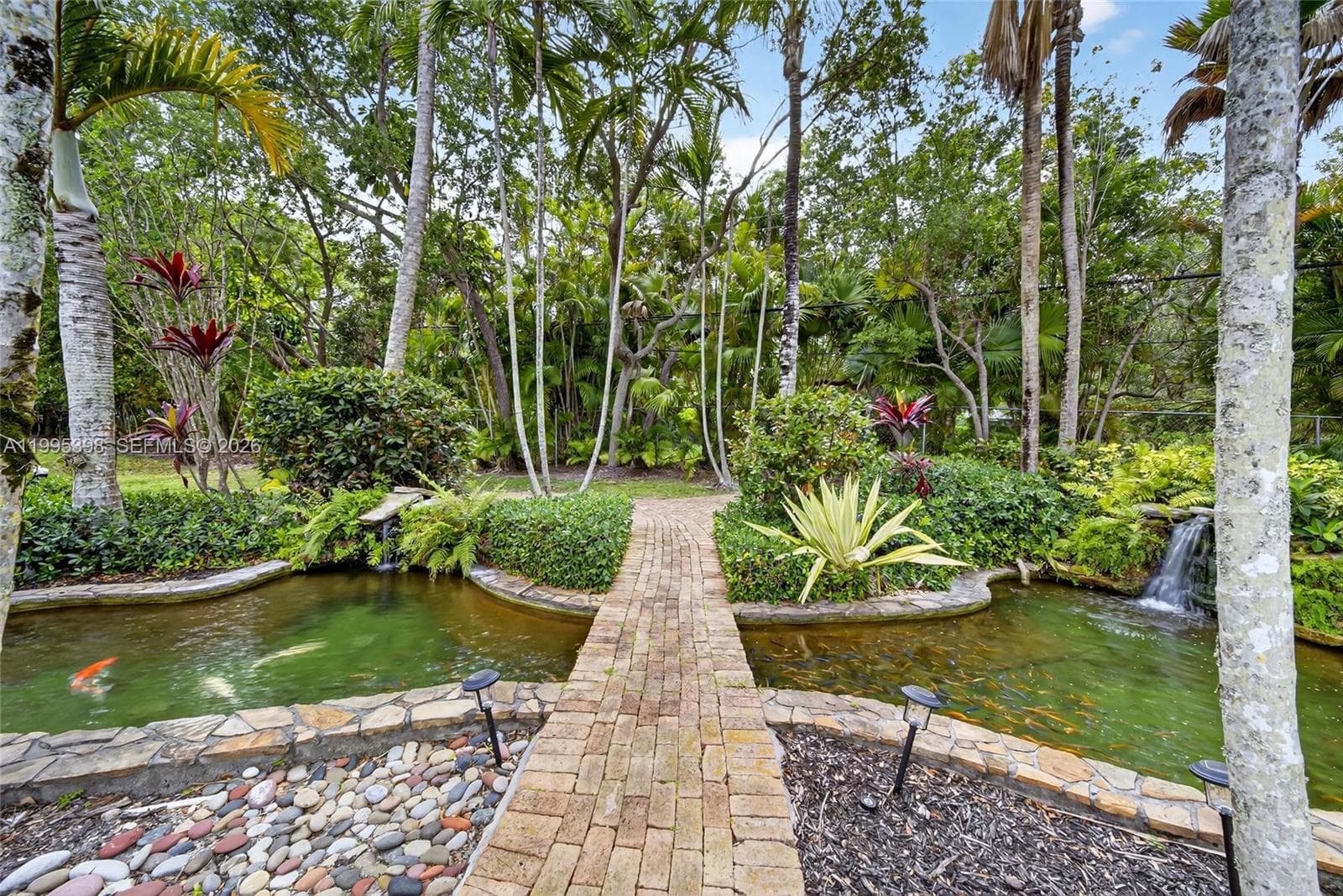 12330 Pine Needle Ln, Pinecrest FL 33156 — 24