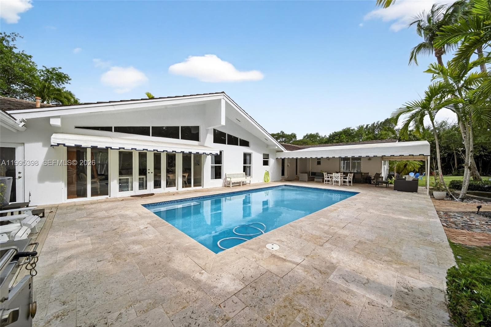 12330 Pine Needle Ln, Pinecrest FL 33156 — 34