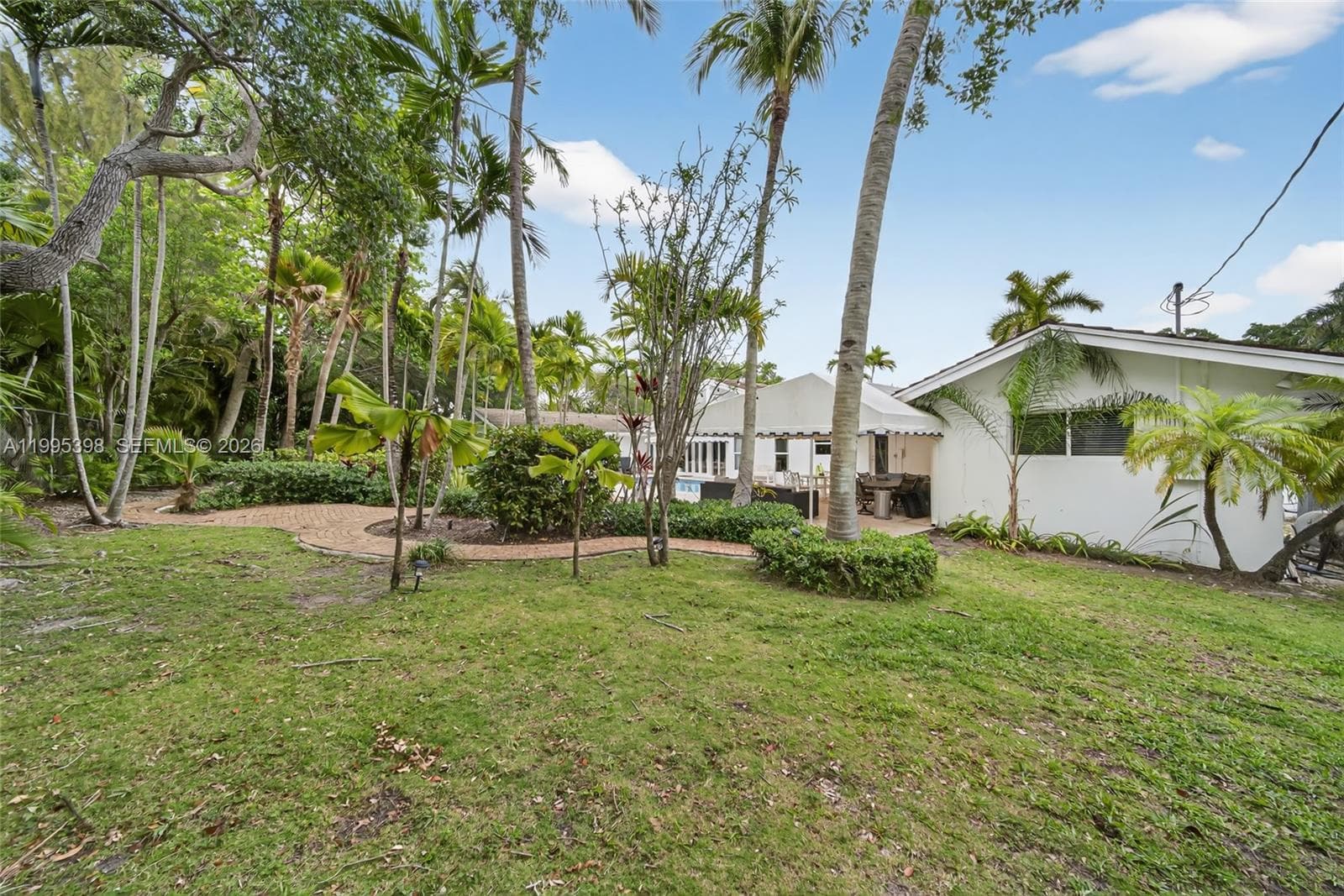 12330 Pine Needle Ln, Pinecrest FL 33156 — 38