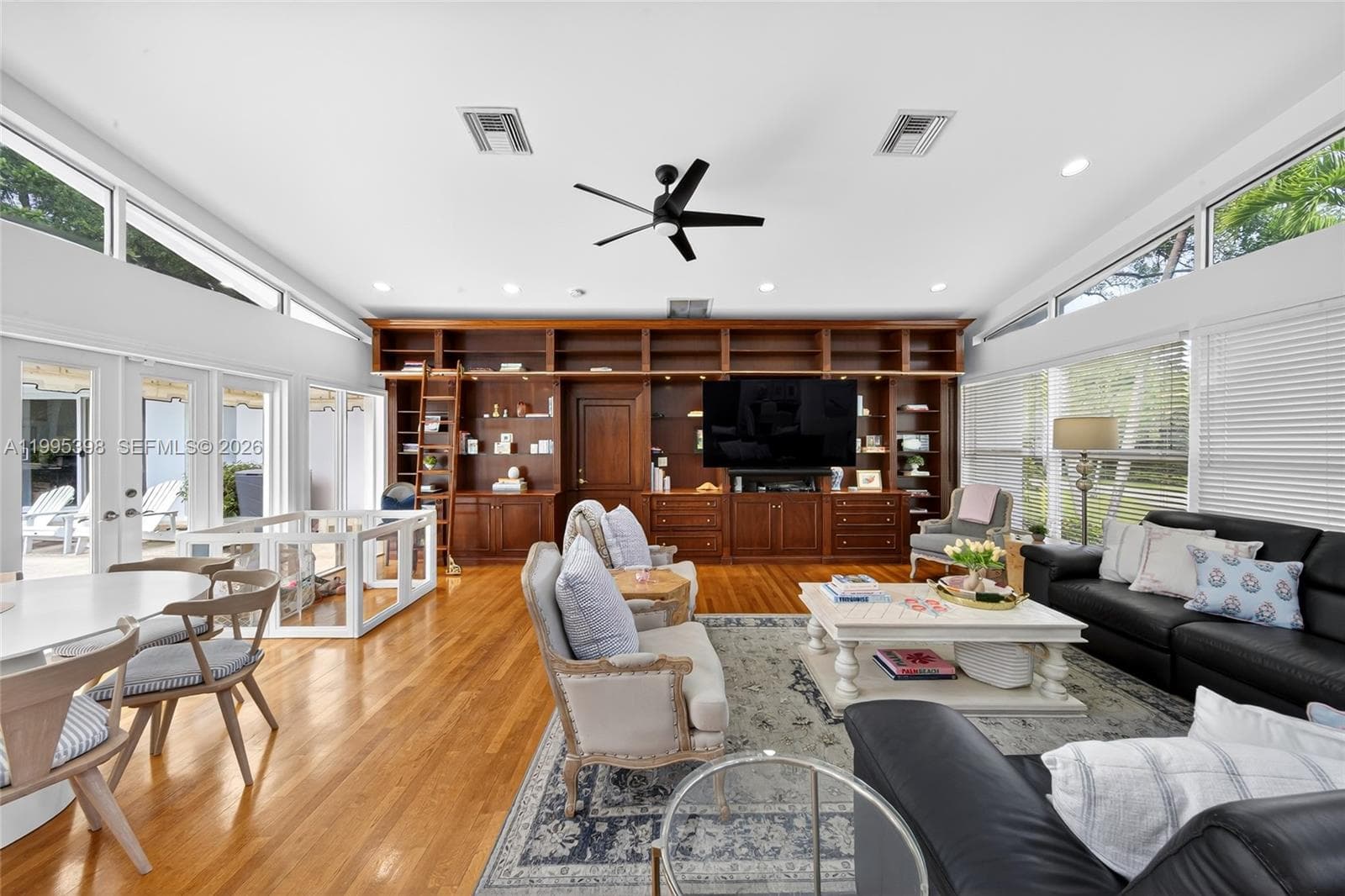 12330 Pine Needle Ln, Pinecrest FL 33156 — 10