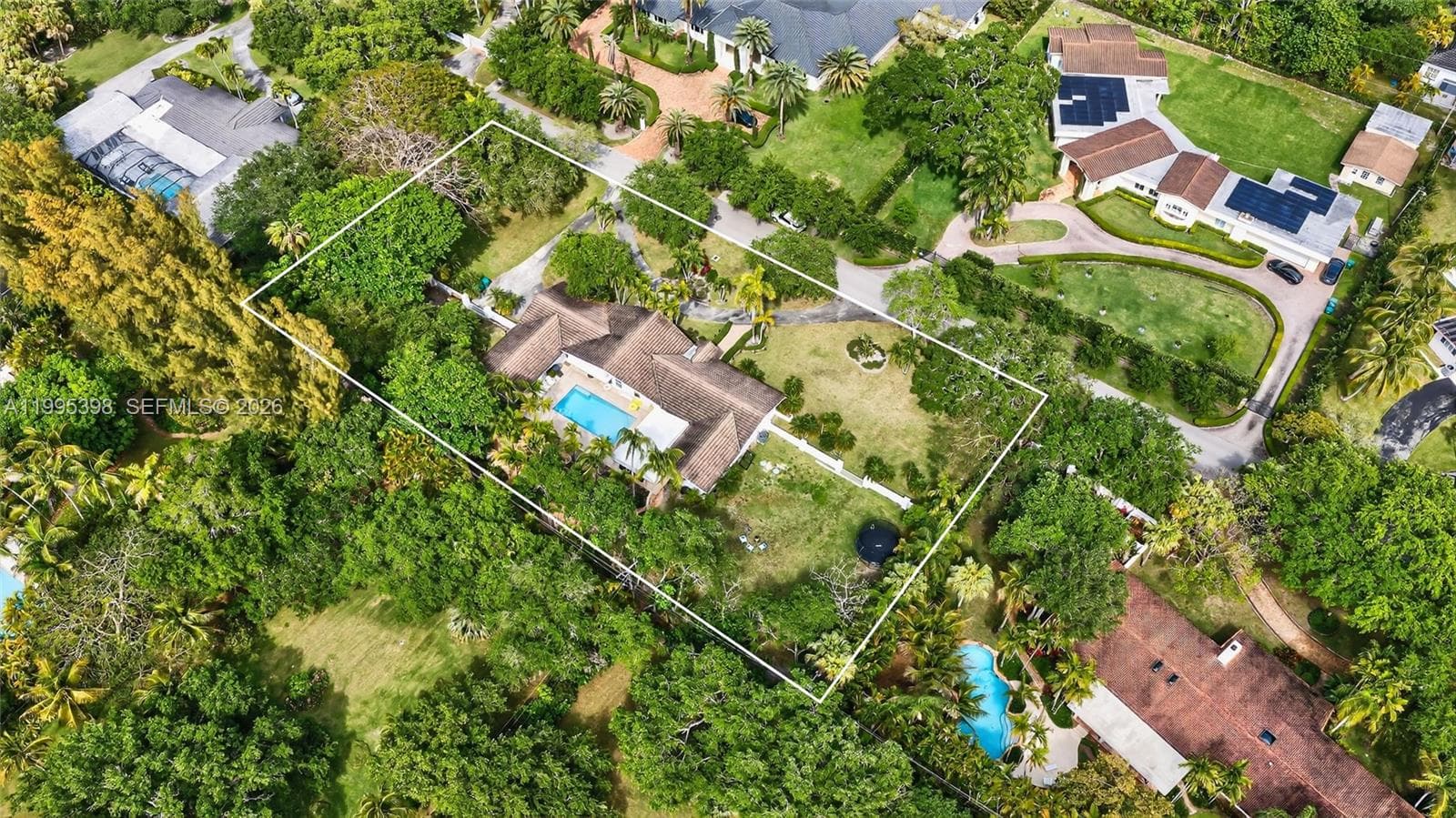 12330 Pine Needle Ln, Pinecrest FL 33156 — 45