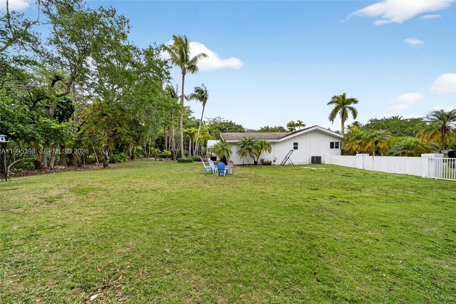 12330 Pine Needle Ln, Pinecrest FL 33156 — 40