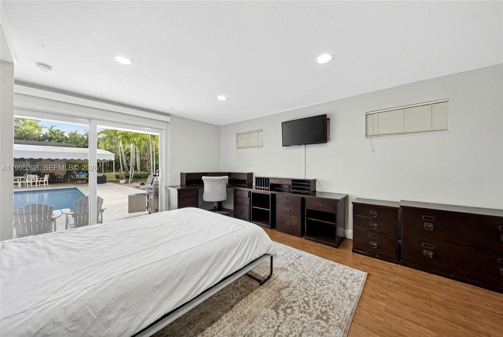 12330 Pine Needle Ln, Pinecrest FL 33156 — 31