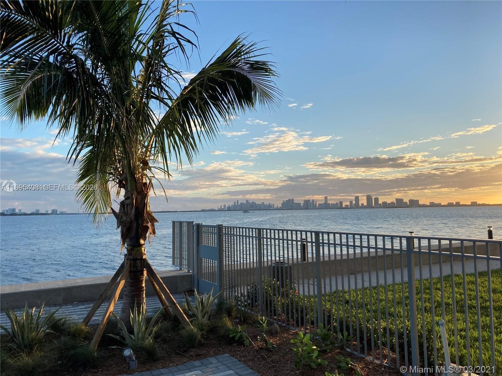 7501 E Treasure Dr # 8A, North Bay Village FL 33141 — 28