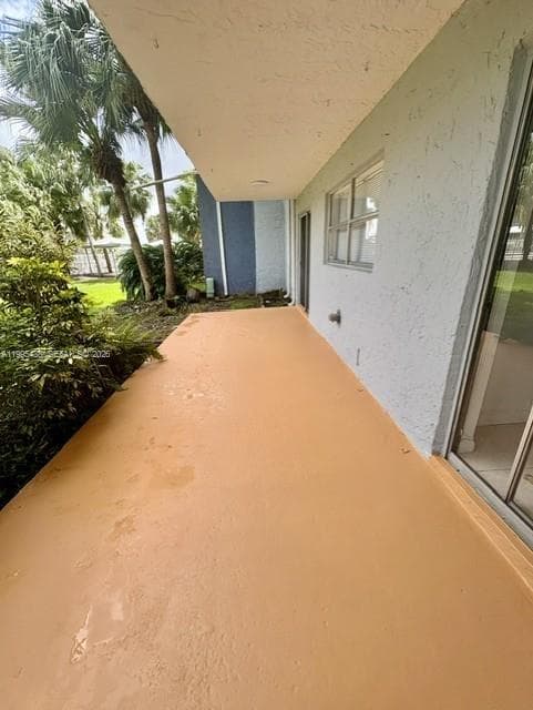 9351 Fontainebleau Blvd # B105, Miami FL 33172 — 16