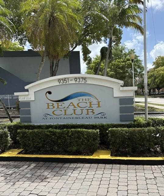 9351 Fontainebleau Blvd # B105, Miami FL 33172 — 1