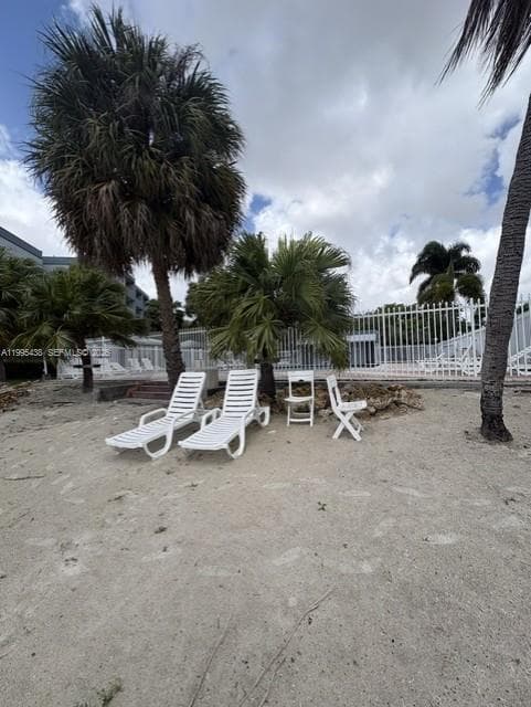 9351 Fontainebleau Blvd # B105, Miami FL 33172 — 18