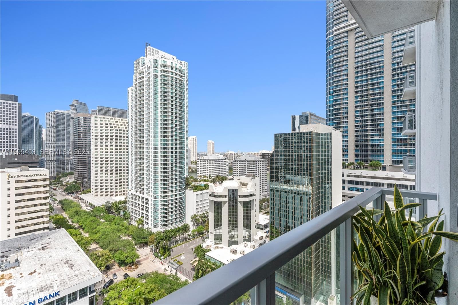 1060 Brickell Ave # 2117, Miami FL 33131 — 15