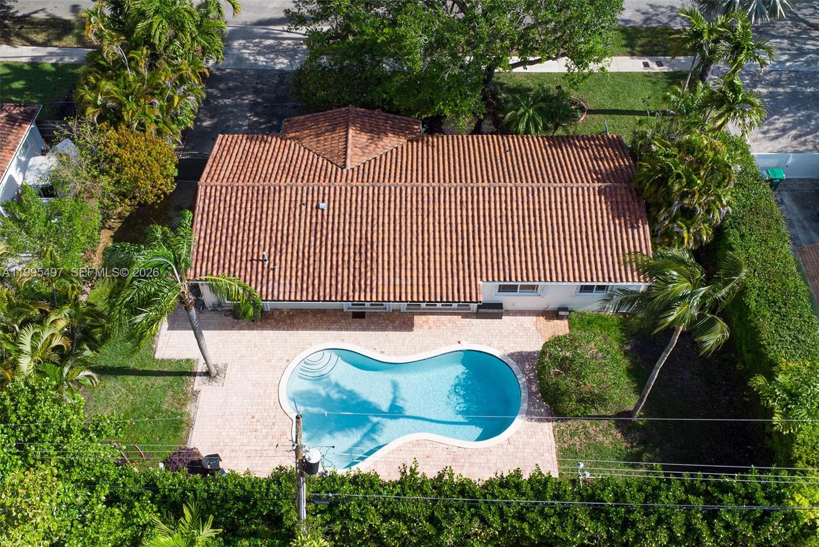 9370 SW 82nd St, Miami FL 33173 — 35