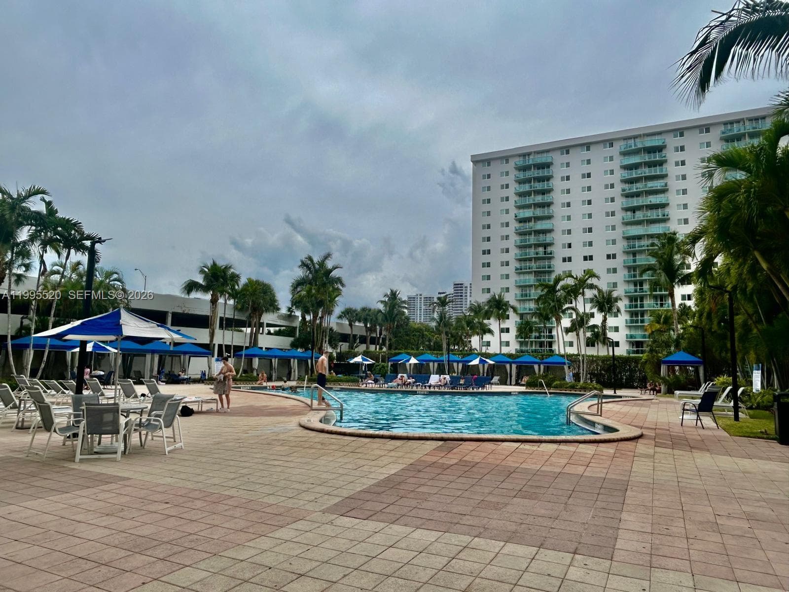 19370 Collins Ave # 1015, Sunny Isles Beach FL 33160 — 17