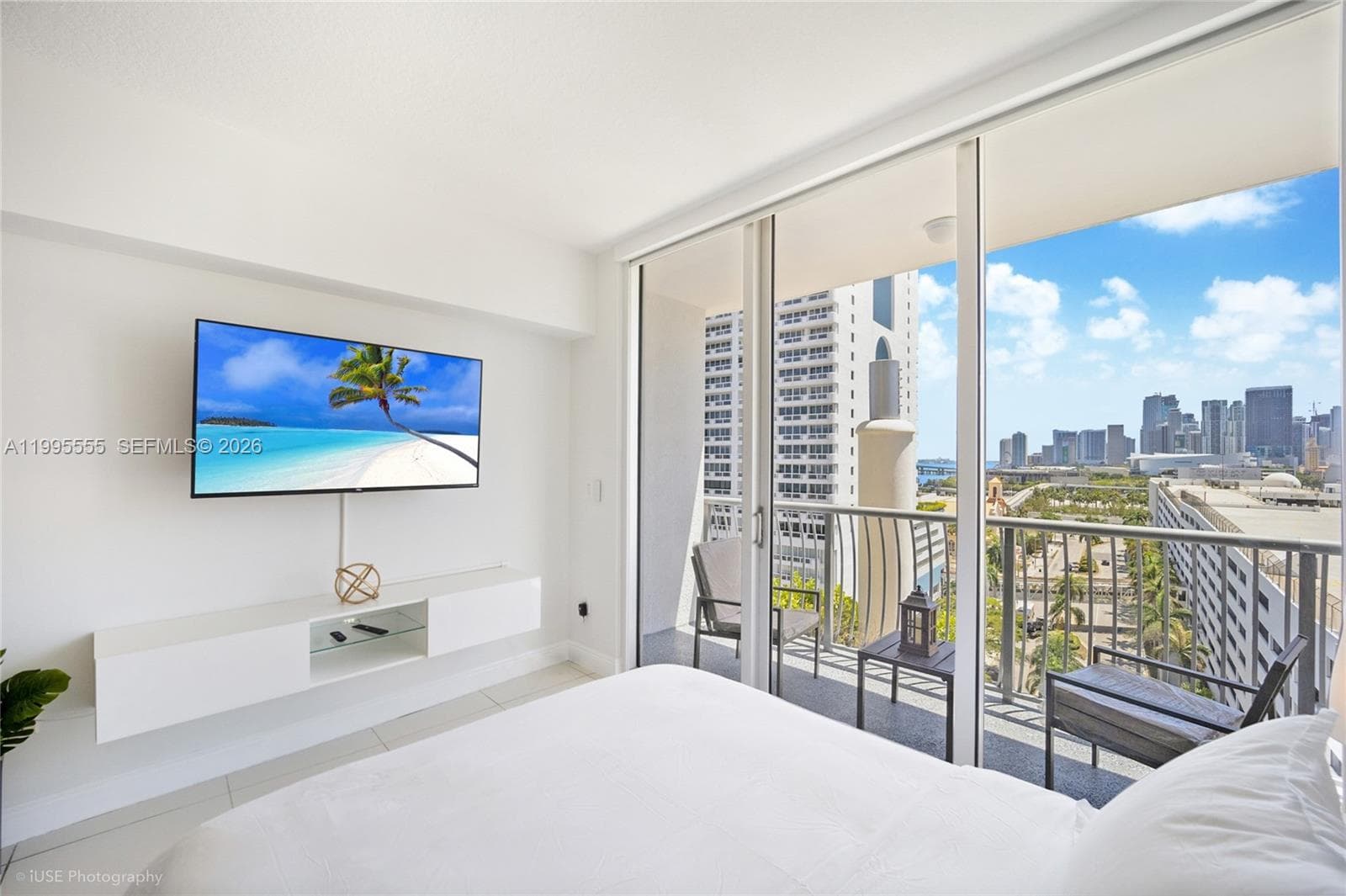 1750 N Bayshore Dr # 1214, Miami FL 33132 — 1