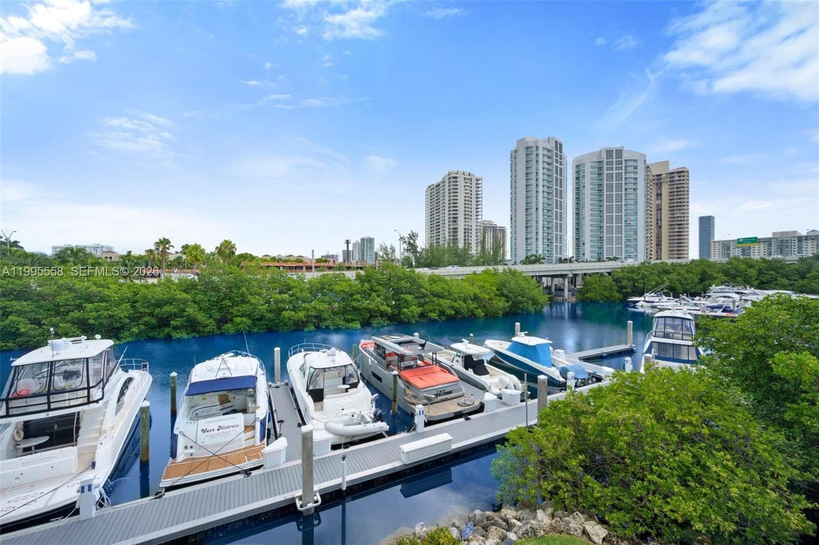 3575 Mystic Pointe Dr, 118, Aventura FL 33180 — 1
