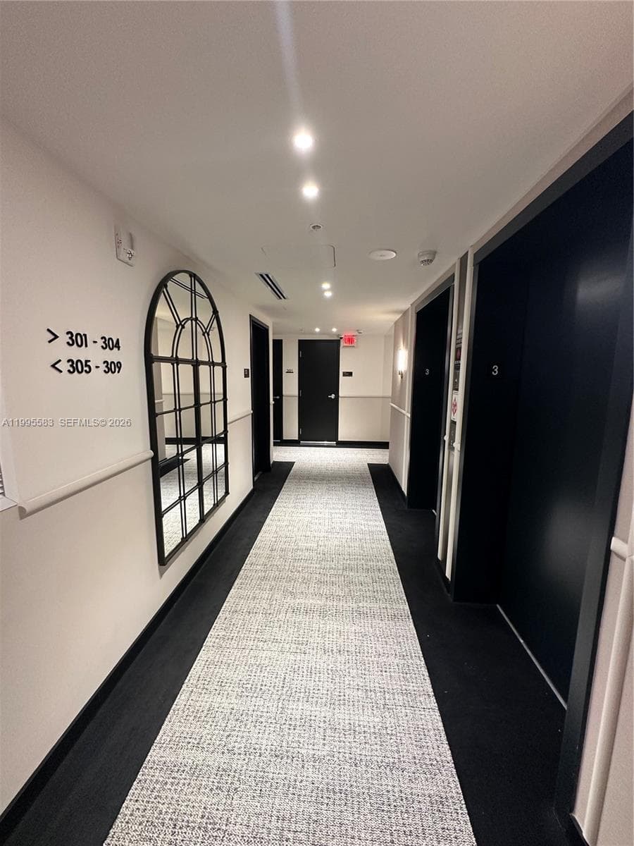 4220 Laguna St # 308, Coral Gables FL 33146 — 5