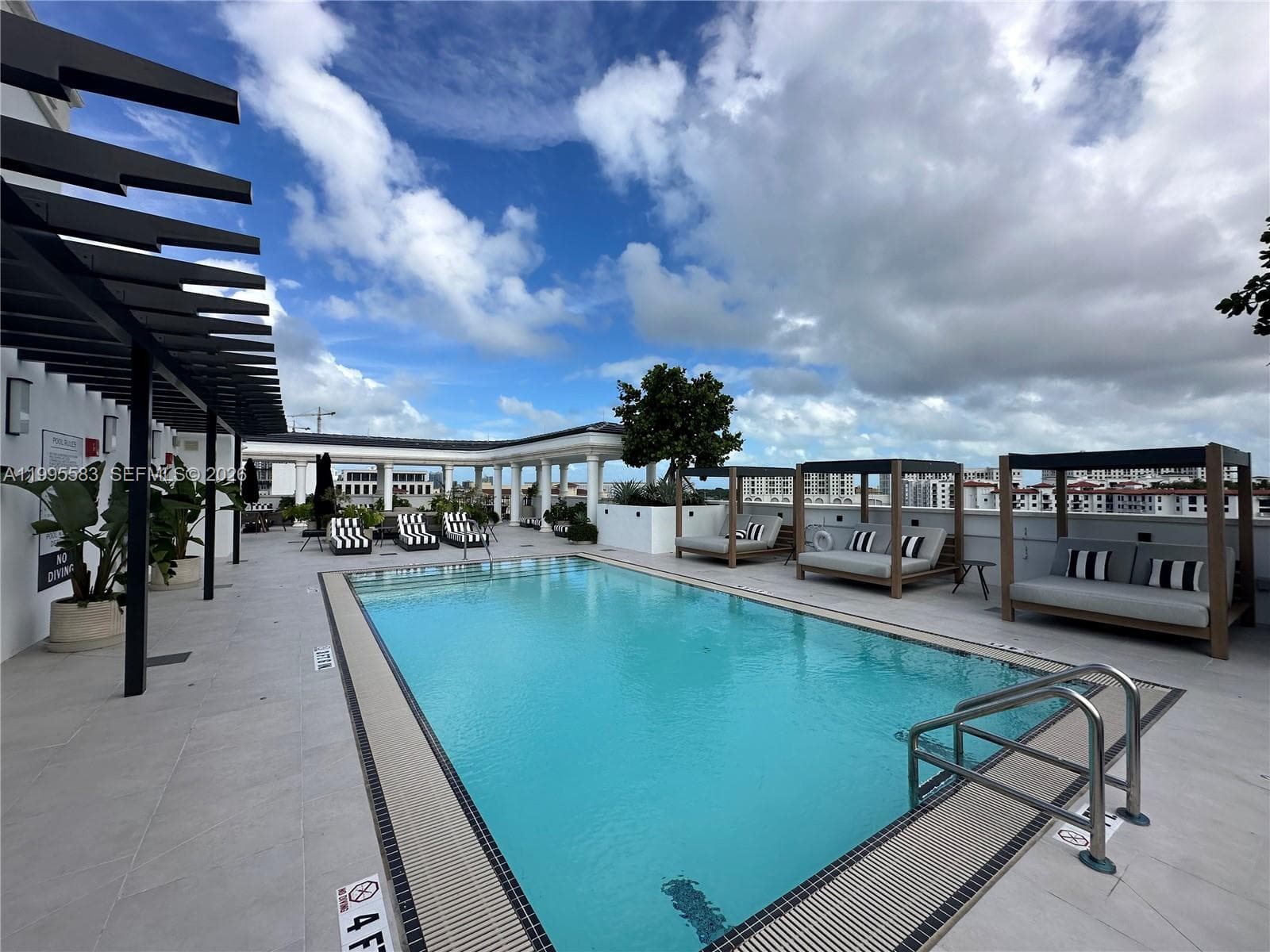 4220 Laguna St # 308, Coral Gables FL 33146 — 20