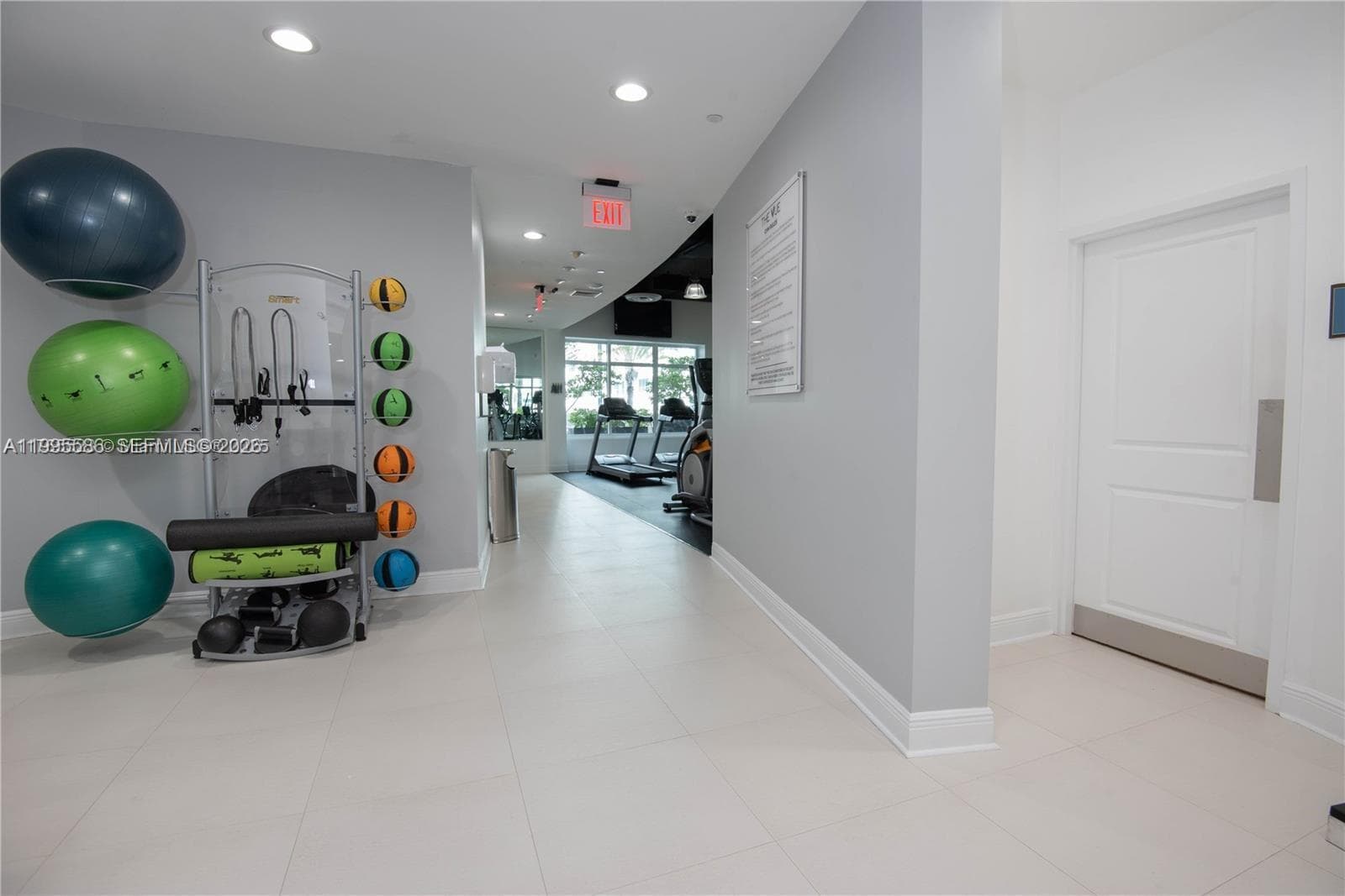 1250 S Miami Ave # 3506, Miami FL 33130 — 52