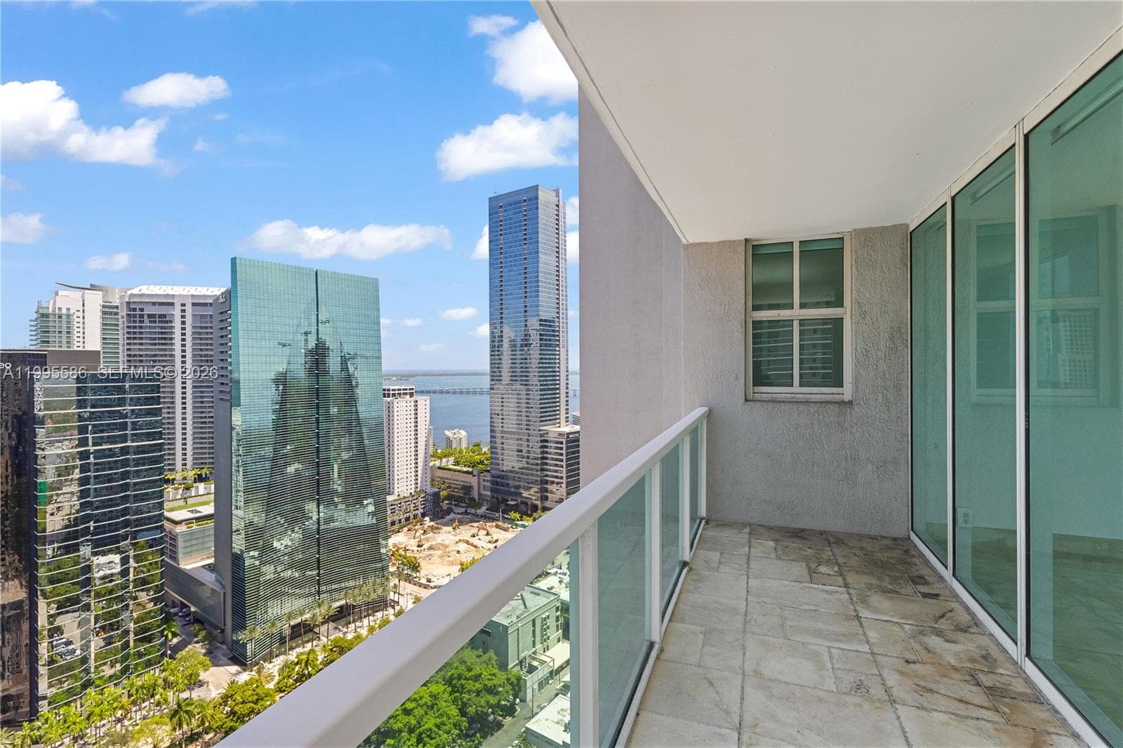 1250 S Miami Ave # 3506, Miami FL 33130 — 37