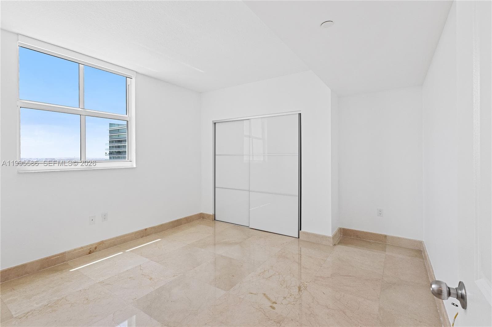 1250 S Miami Ave # 3506, Miami FL 33130 — 35