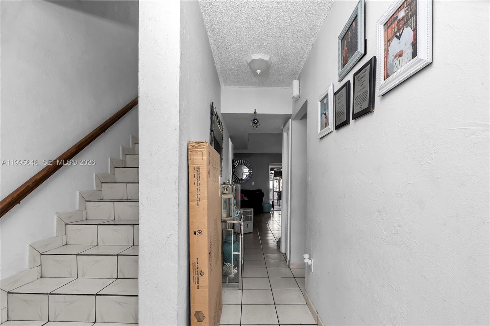 805 W 79th Pl, Hialeah FL 33014 — 2