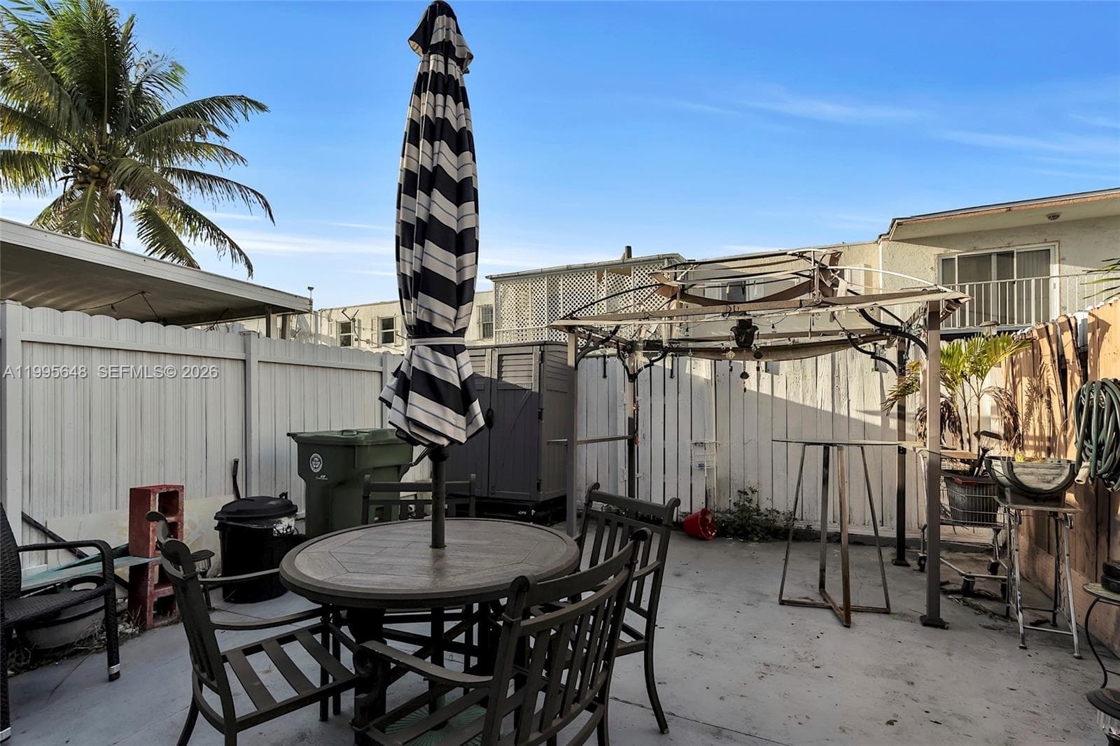 805 W 79th Pl, Hialeah FL 33014 — 24