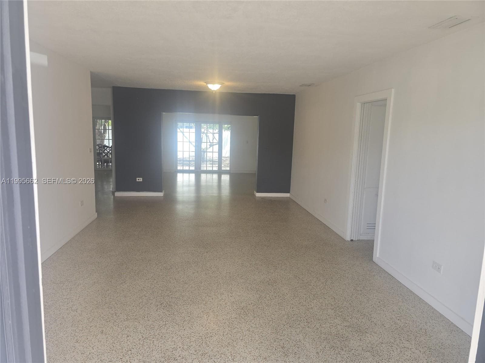 9725 SW 15th St, Miami FL 33174 — 10