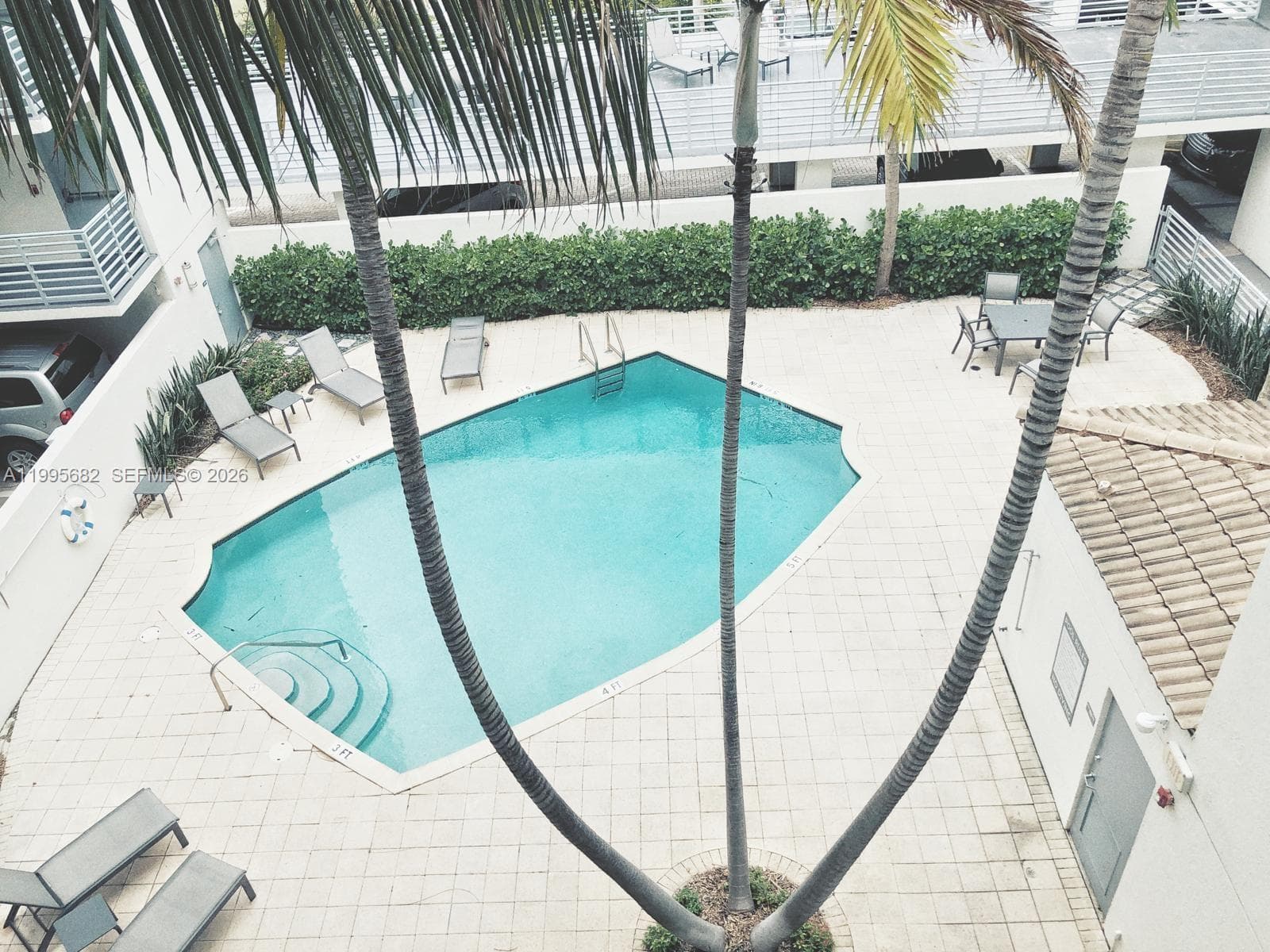 1401 Bay Rd # 412, Miami Beach FL 33139 — 2