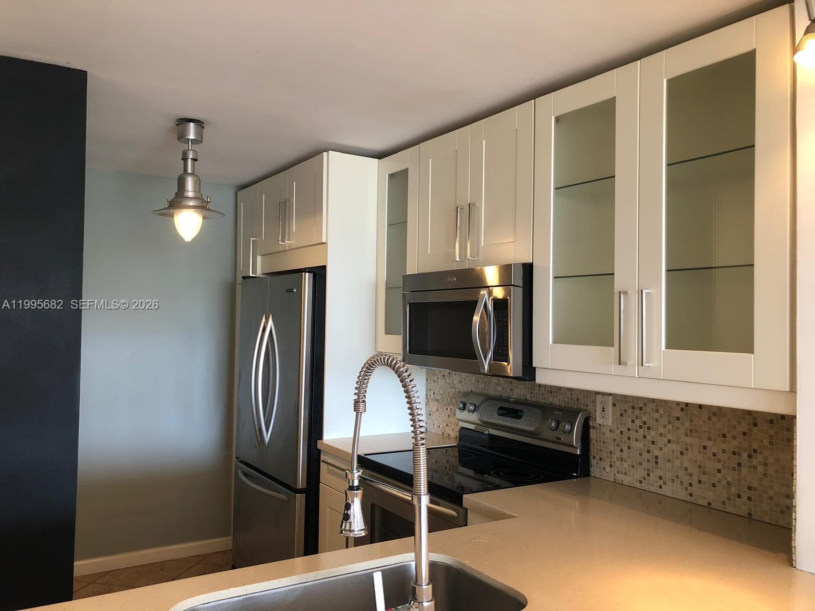 1401 Bay Rd # 412, Miami Beach FL 33139 — 5
