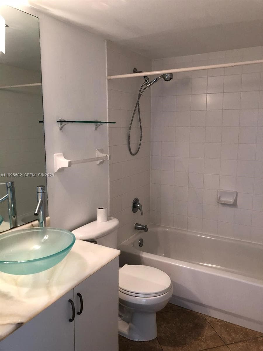1401 Bay Rd # 412, Miami Beach FL 33139 — 8