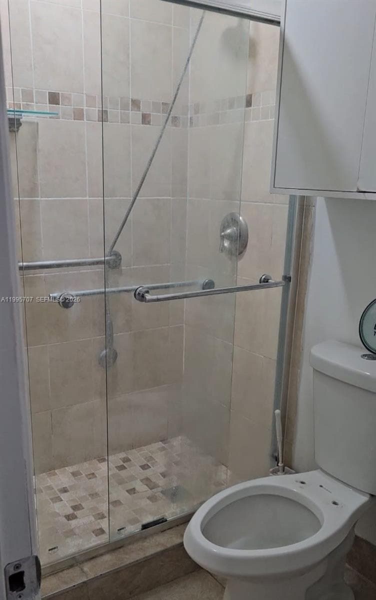 6055 W 19th Ave # 209, Hialeah FL 33012 — 20