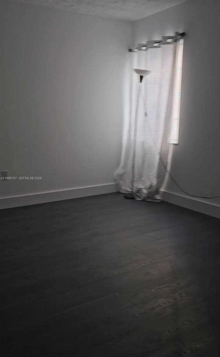 6055 W 19th Ave # 209, Hialeah FL 33012 — 11