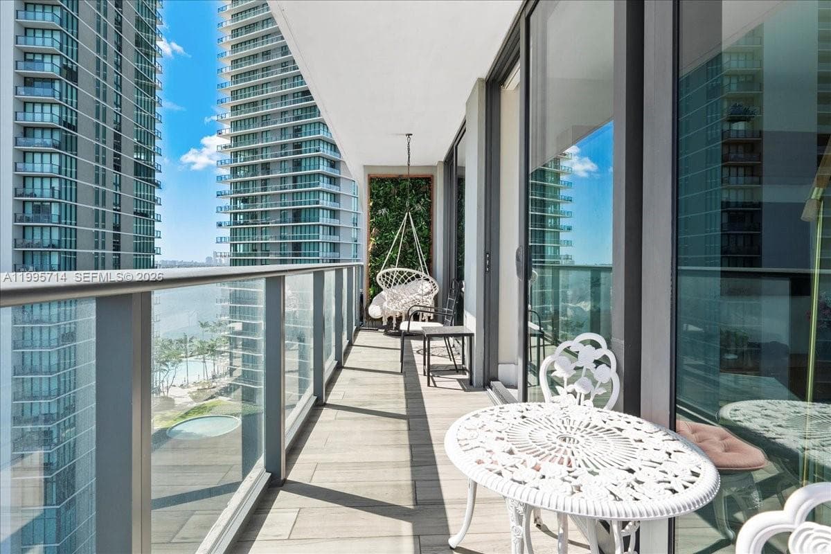 501 NE 31st St # 1201, Miami FL 33137 — 56