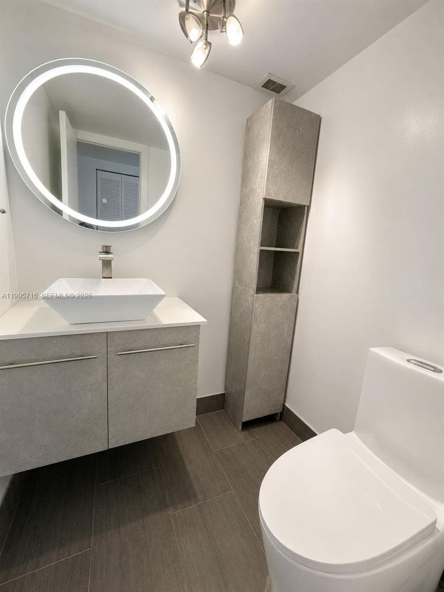 2750 NE 183rd St # 2407, Aventura FL 33160 — 11