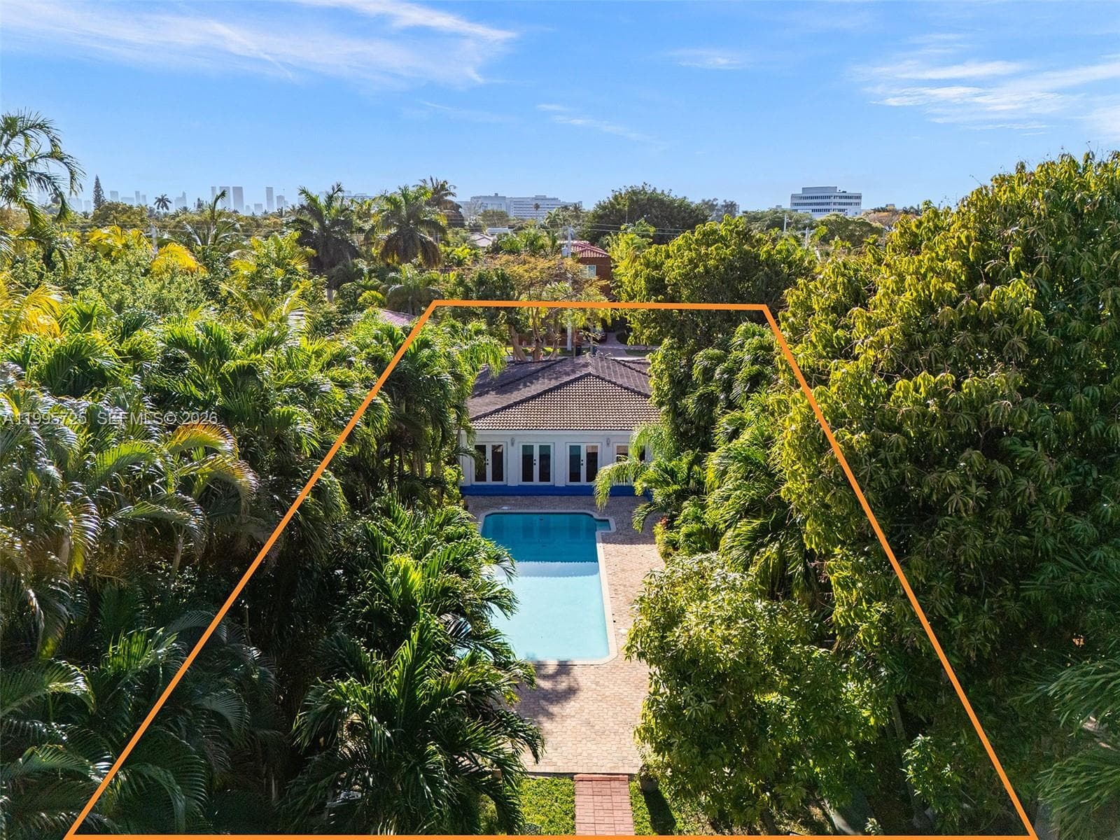 3755 Royal Palm Ave, Miami Beach FL 33140 — 12