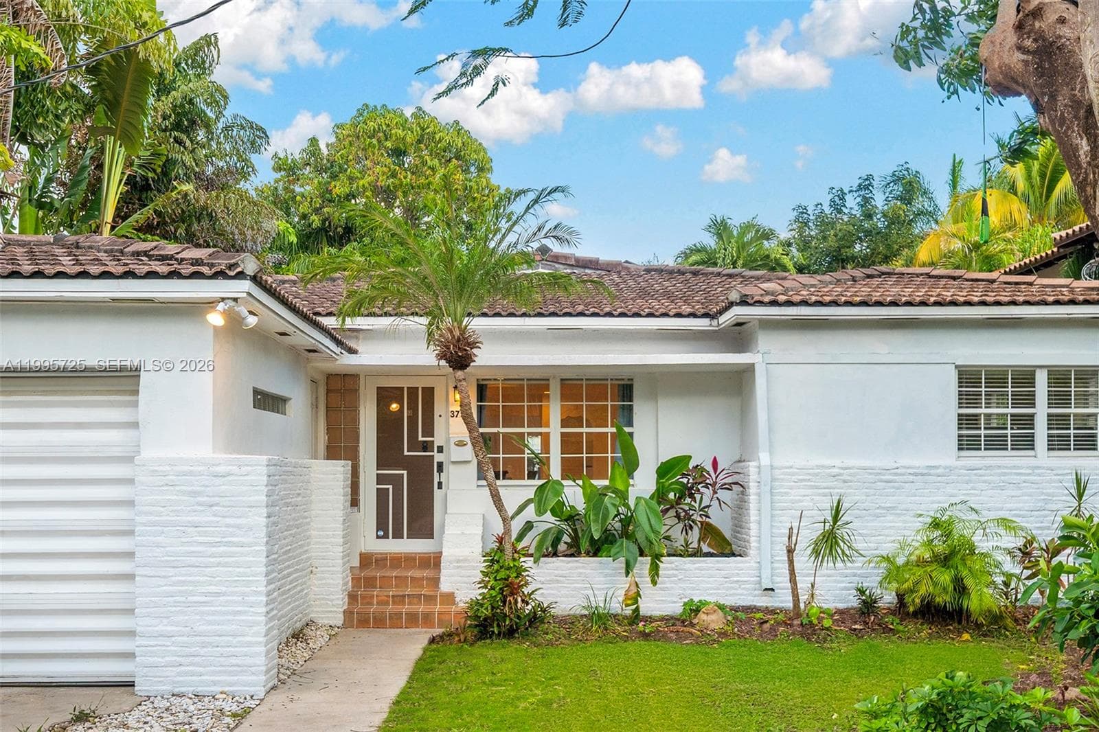 3755 Royal Palm Ave, Miami Beach FL 33140 — 4