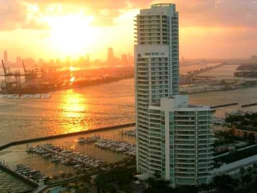 1000 S Pointe Drive # 905, Miami Beach FL 33139 — 43