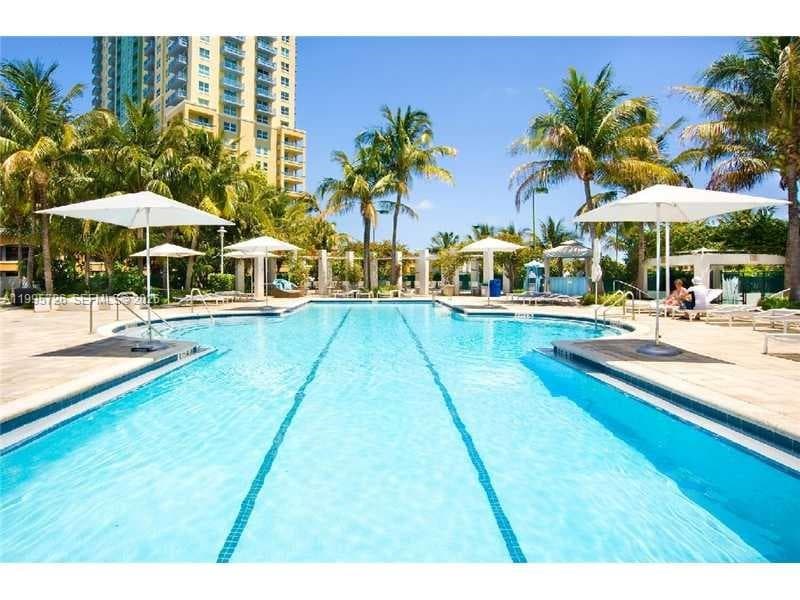 1000 S Pointe Drive # 905, Miami Beach FL 33139 — 36