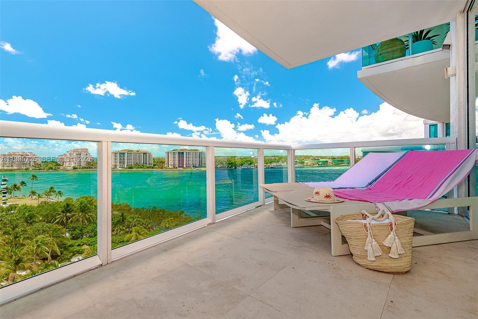 1000 S Pointe Drive # 905, Miami Beach FL 33139 — 24