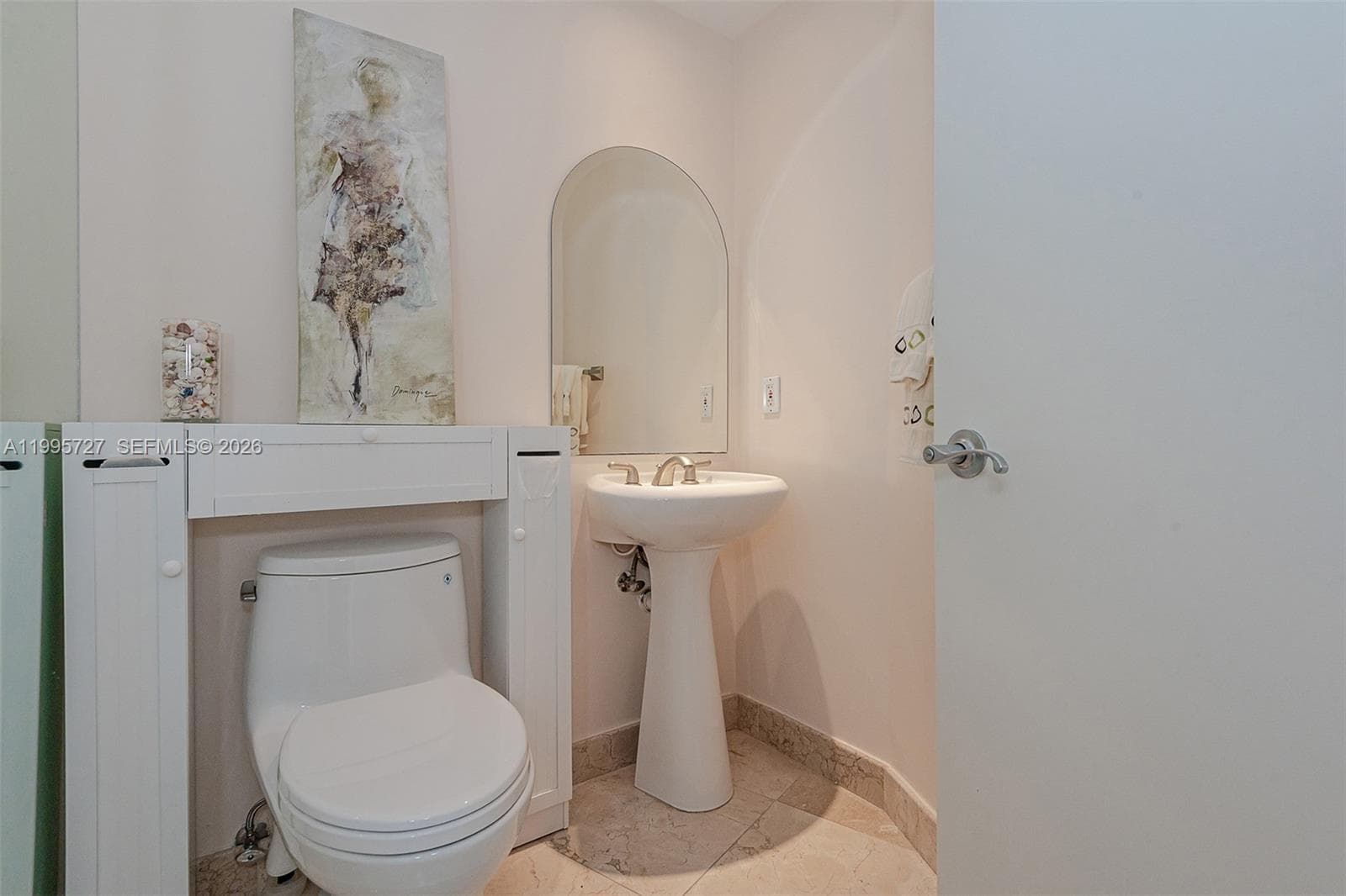 1000 S Pointe dr # 906, Miami Beach FL 33139 — 23