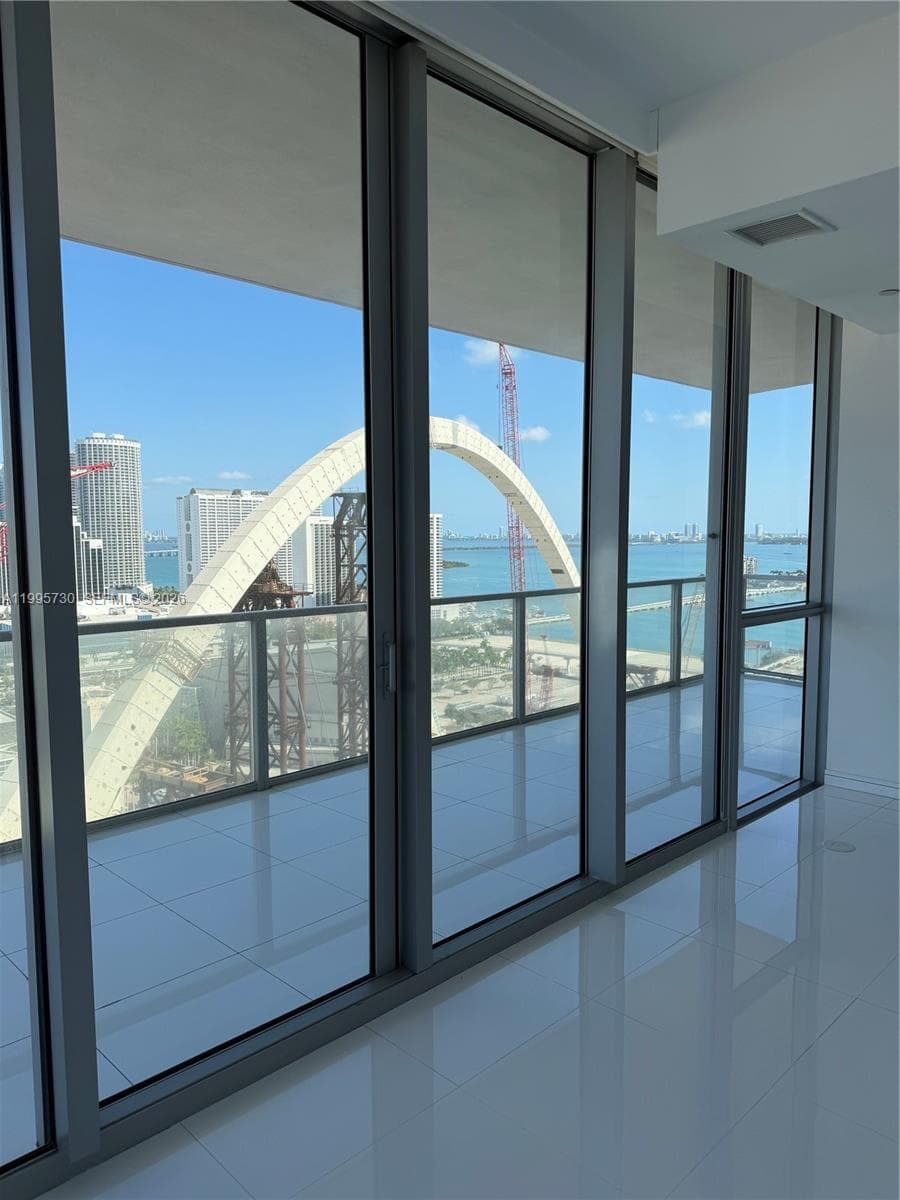 1100 Biscayne Blvd # 2605, Miami FL 33132 — 2