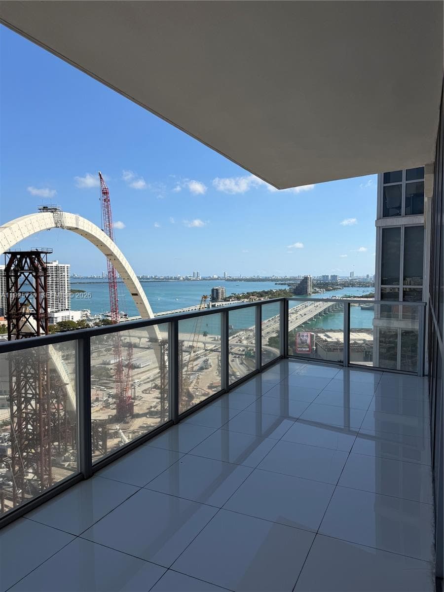 1100 Biscayne Blvd # 2605, Miami FL 33132 — 1