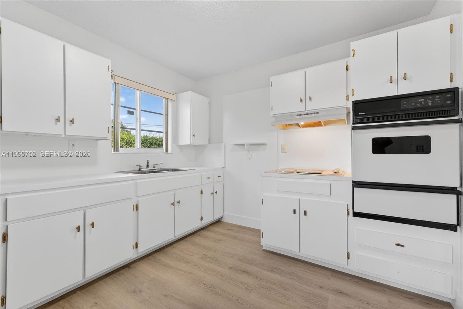 11190 SW 57th St, Miami FL 33173 — 17