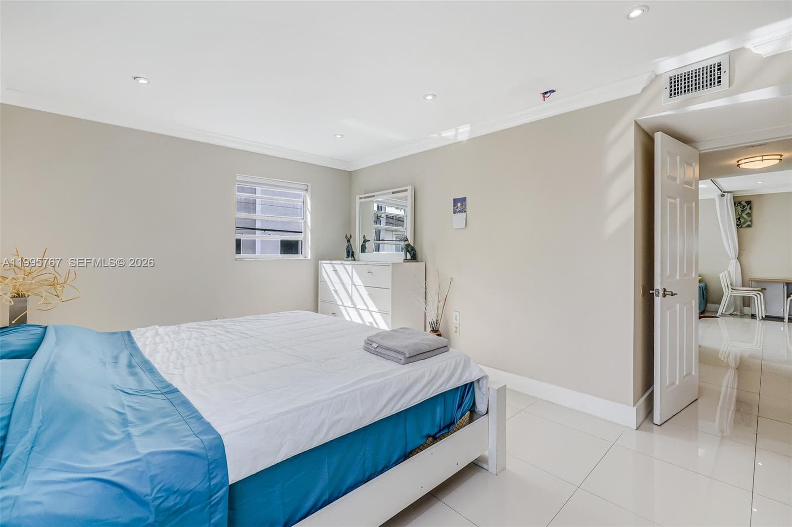 618 Euclid Ave # 204, Miami Beach FL 33139 — 17
