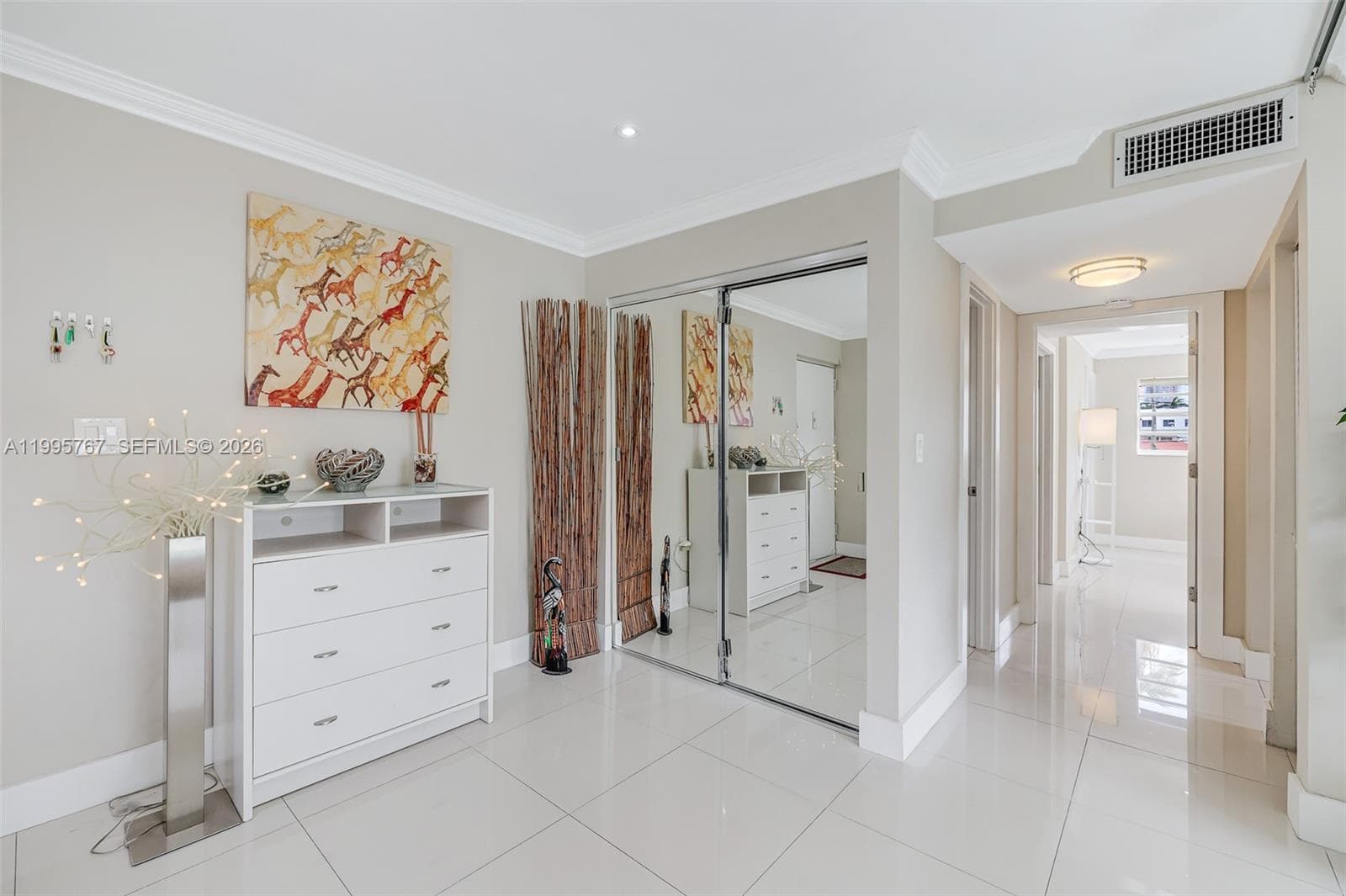 618 Euclid Ave # 204, Miami Beach FL 33139 — 9
