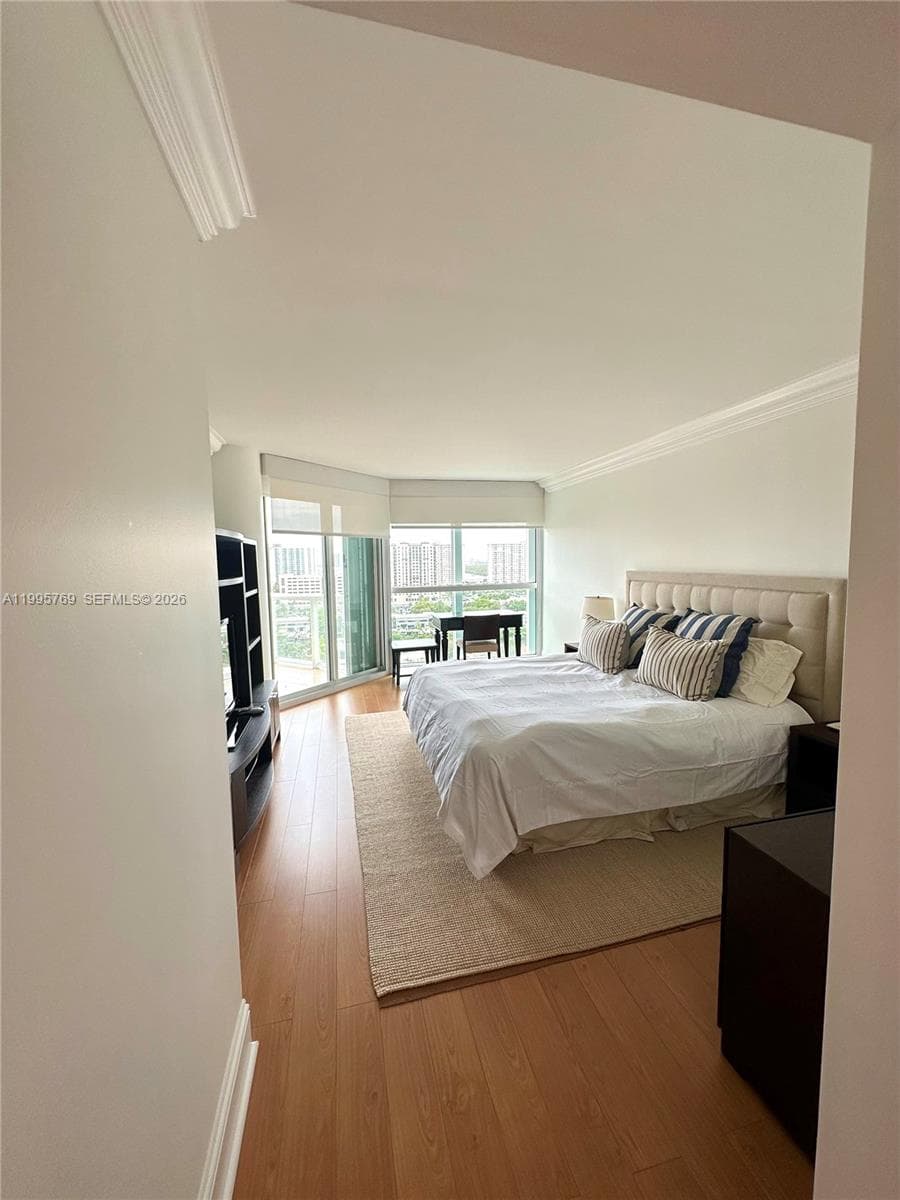 16500 Collins Ave # 1453, Sunny Isles Beach FL 33160 — 23