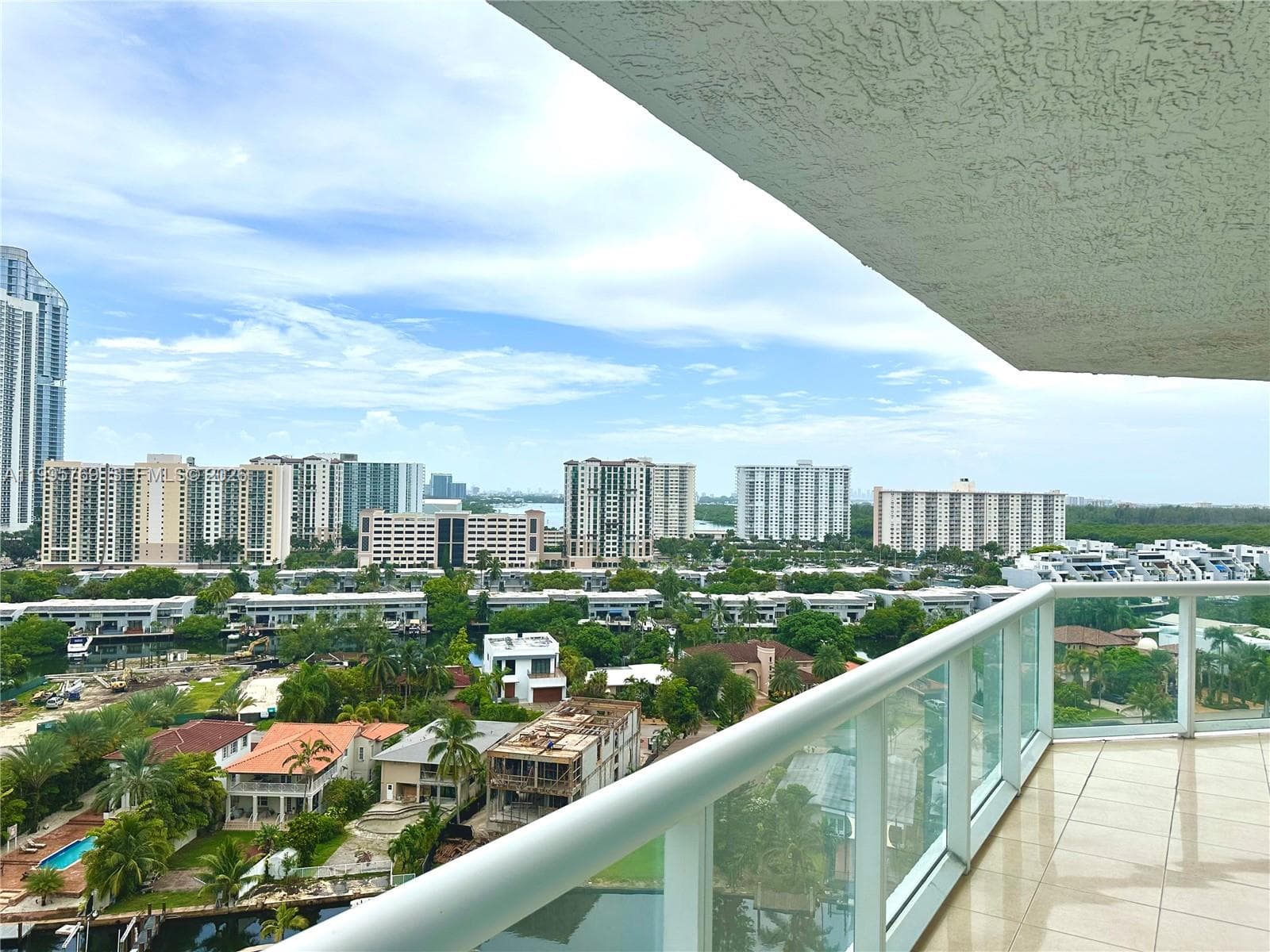 16500 Collins Ave # 1453, Sunny Isles Beach FL 33160 — 17