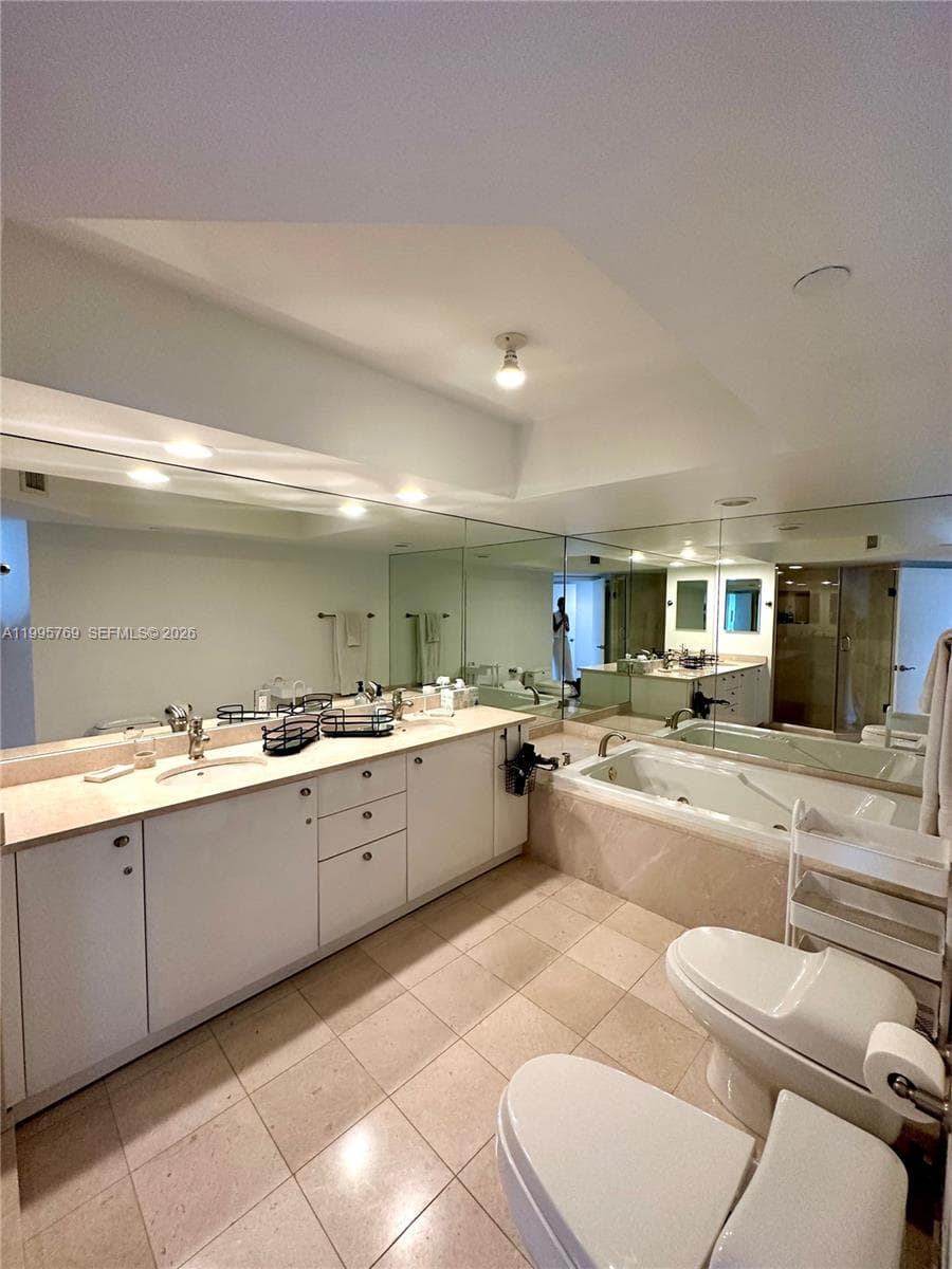 16500 Collins Ave # 1453, Sunny Isles Beach FL 33160 — 28